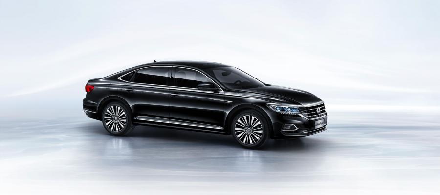  Volkswagen Passat 380 TSI 2018 года  (CN) (фото 1 из 36)